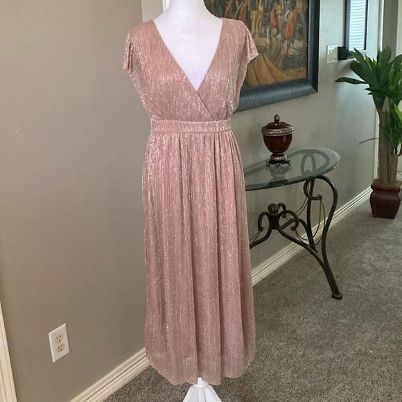 Chelsea28  Women’s Pink Peach Metallic Midi Dress size S - Picture 4 of 12
